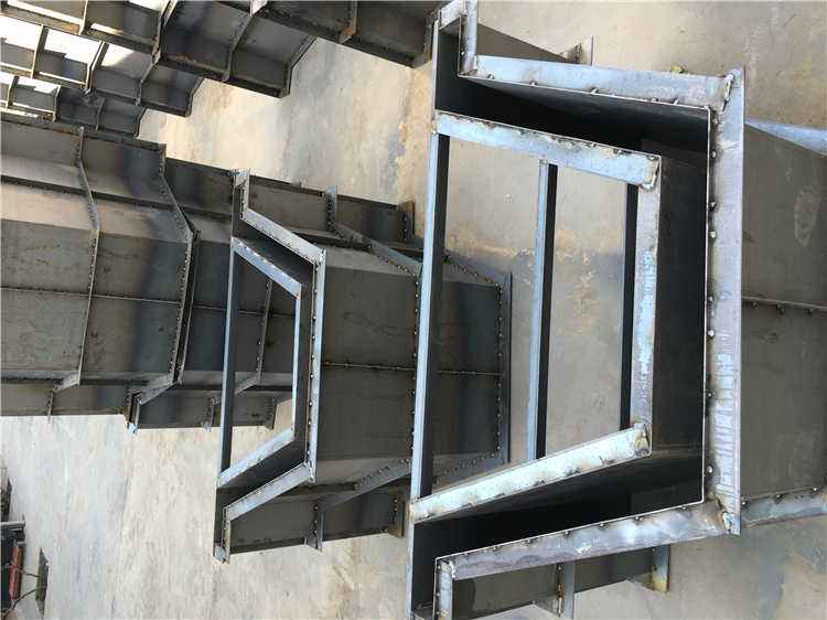 U型槽模具厂 u型槽模具.jpg