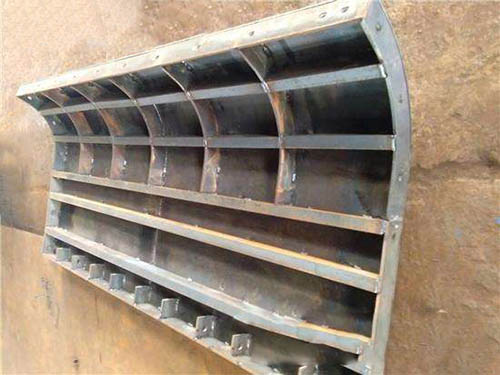 1630024564538191.jpg 防撞墙定型模板1.jpg