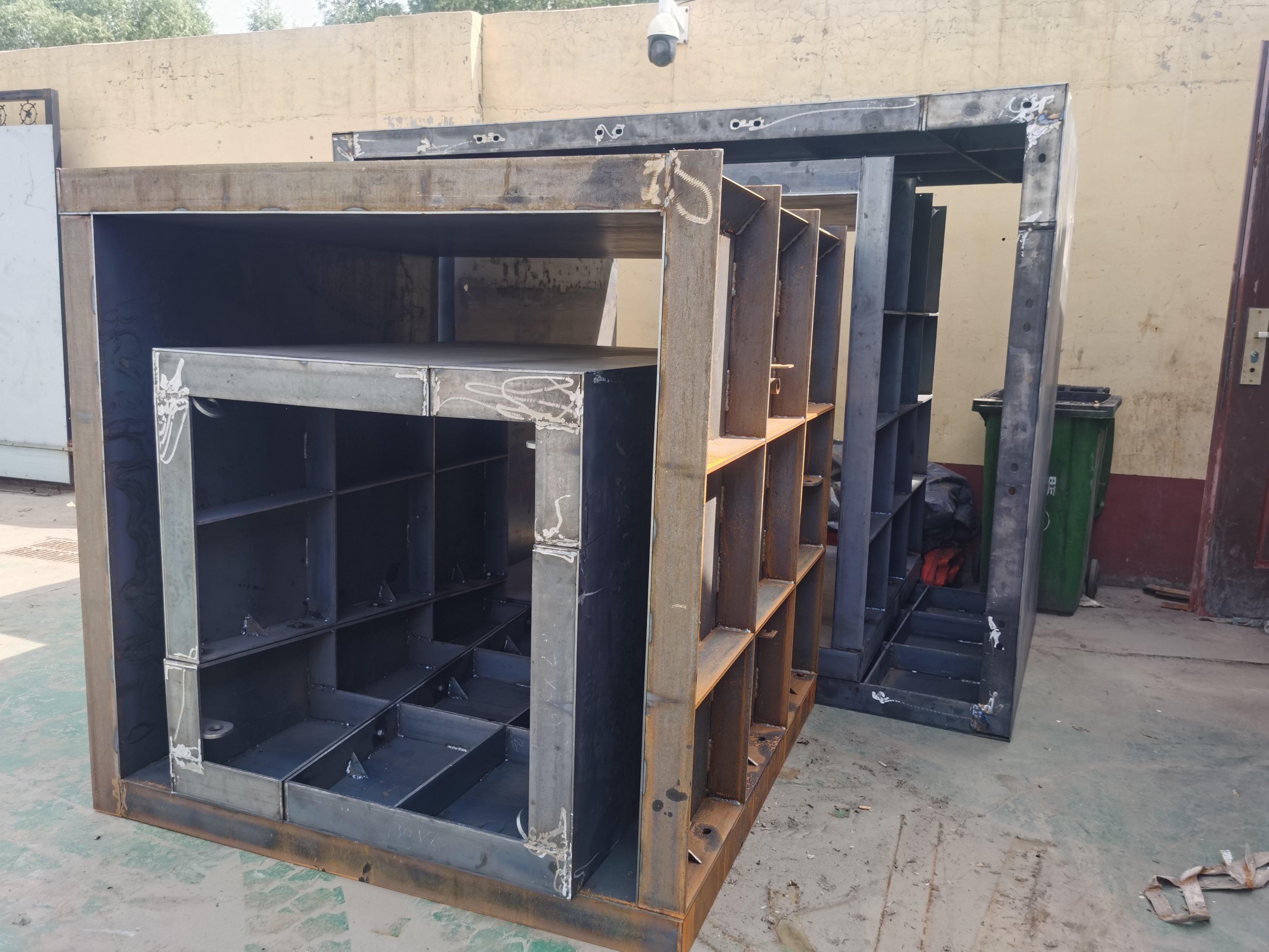 1691736401891426.jpg 方井模具